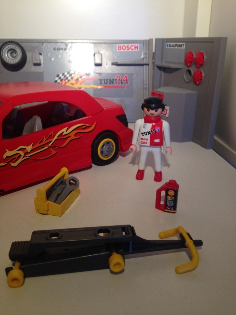 Atelier voiture de sport rouge Playmobil Ref 4321