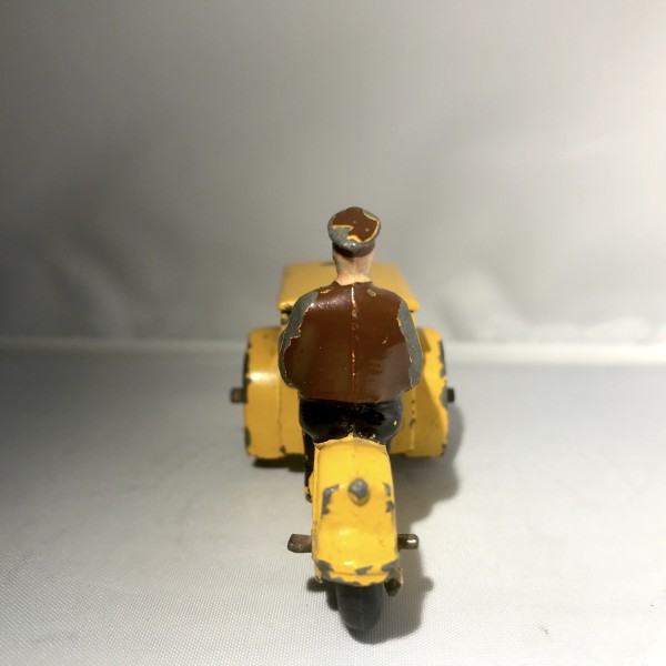 Triporteur Jaune Dinky toys ref 14 A