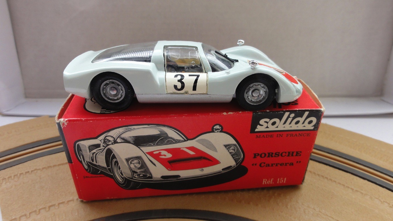 PORSCHE CARRERA BLANCHE SOLIDO RÉF 151 AU1/43