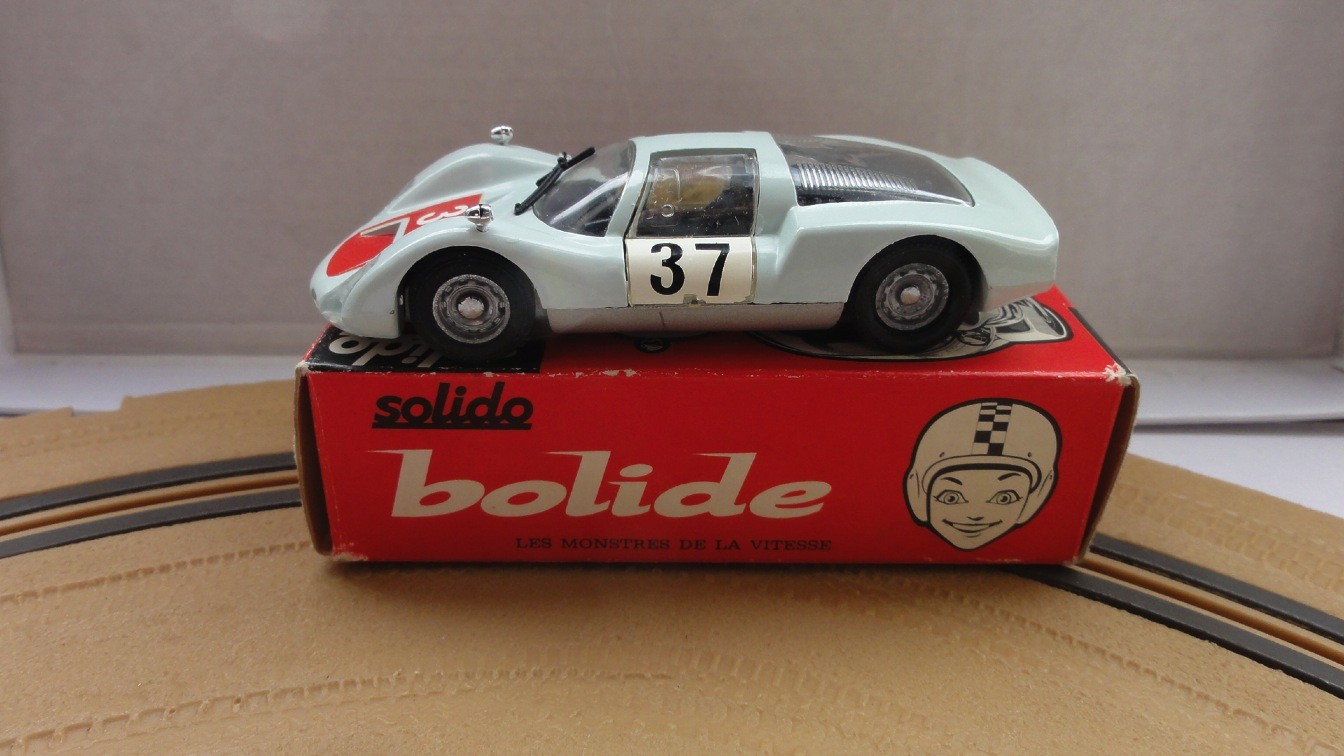 PORSCHE CARRERA BLANCHE SOLIDO RÉF 151 AU1/43