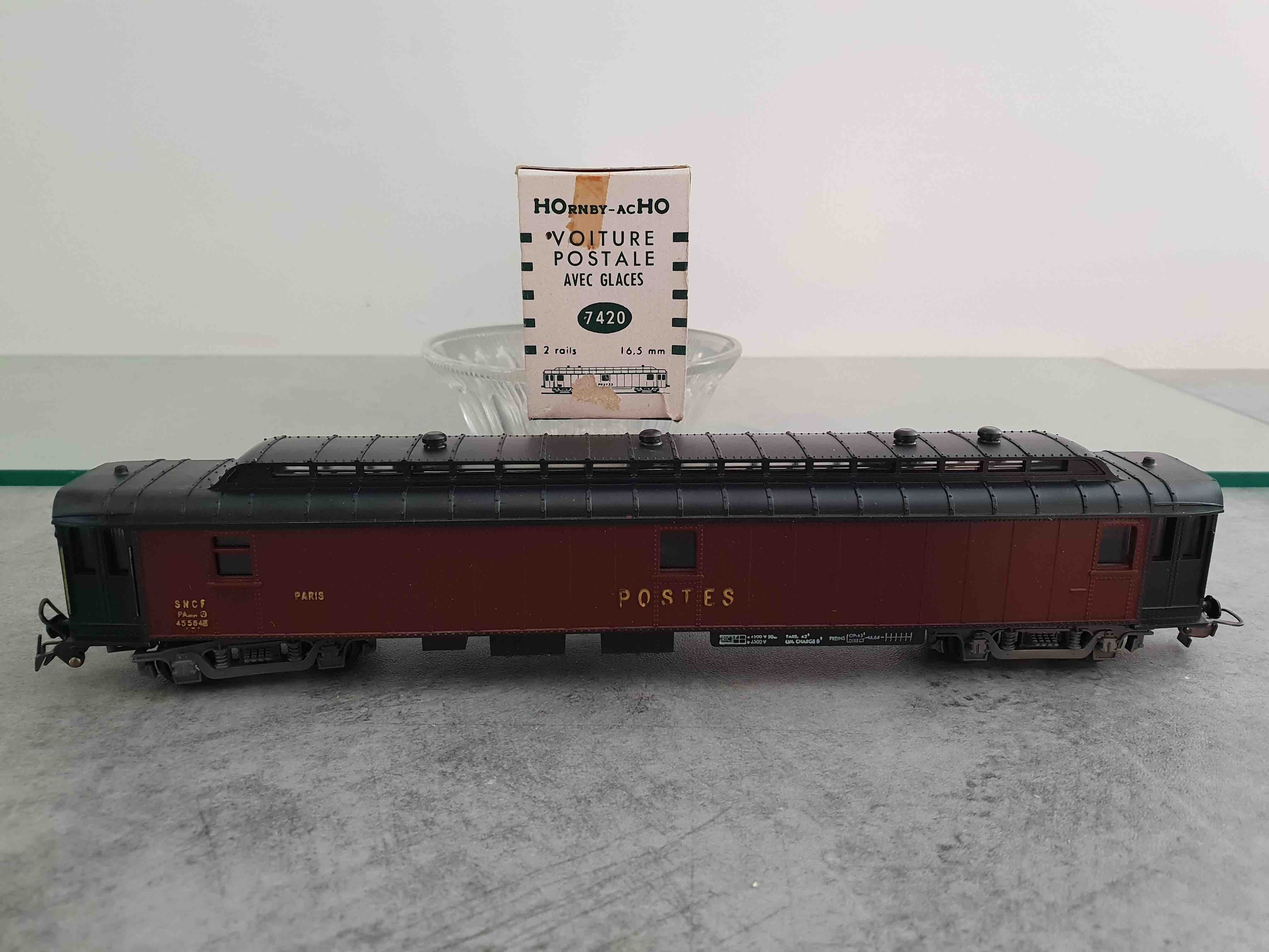 HORNBY 7420 VOITURE POSTALE