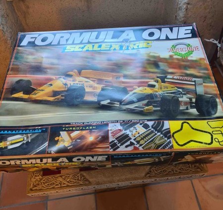 CIRCUIT FORMULA ONE SILVERSTONE C875 SCALEXTRIC 