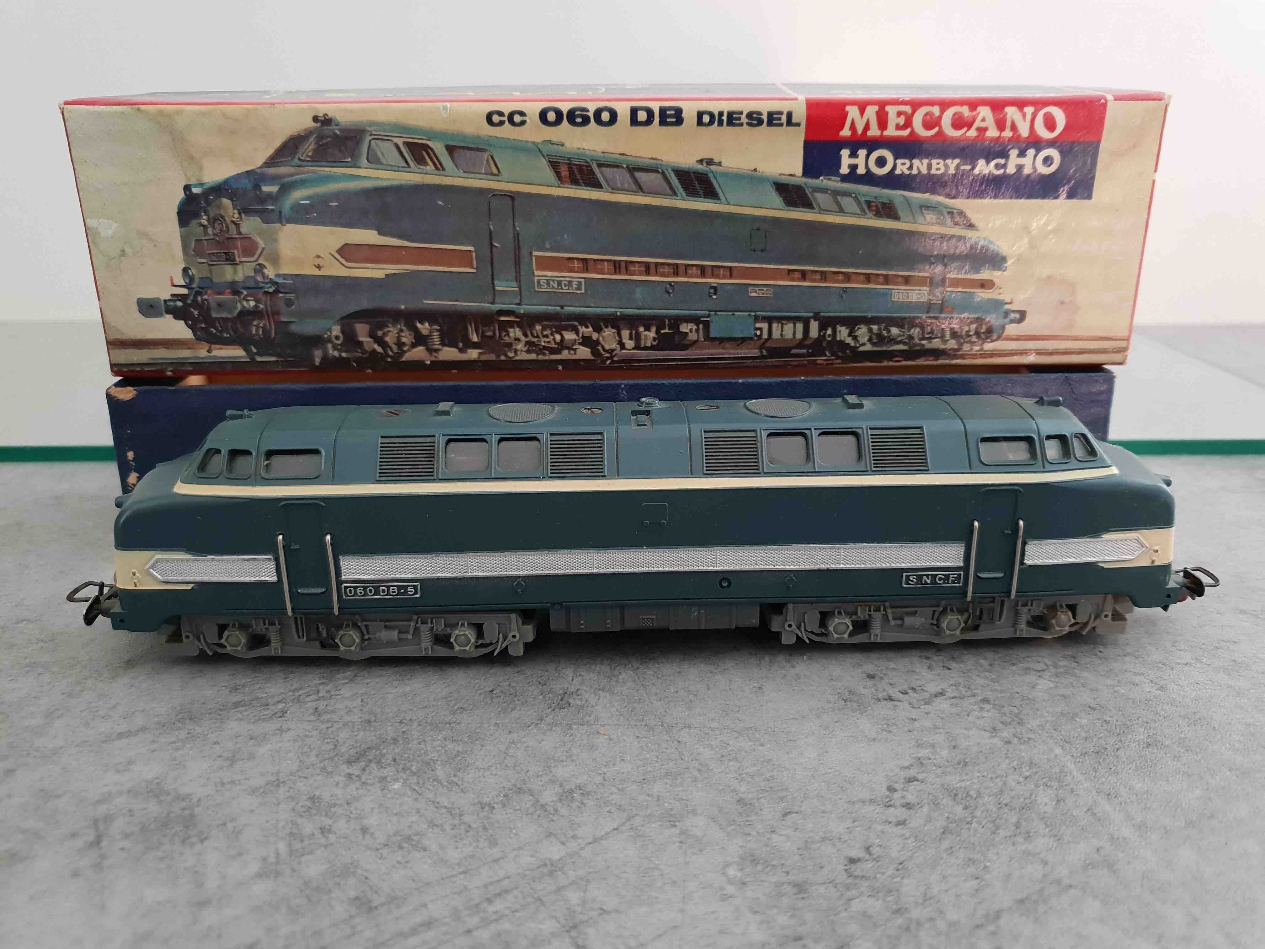 HORNBY 6372 LOCOMOTIVE