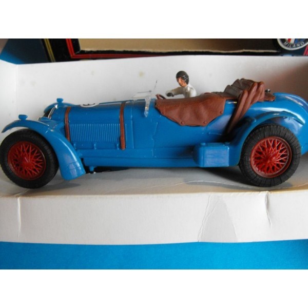 ALFA ROMEO 8C SCALEXTRIC VINTAGE