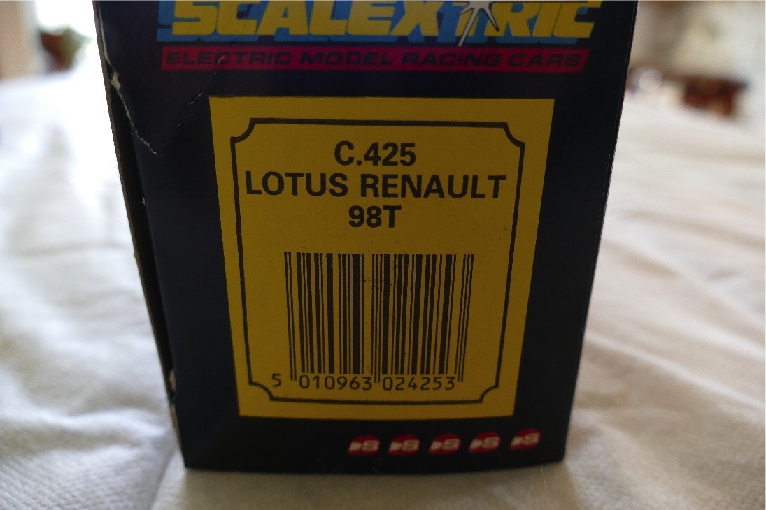 SCALEXTRIC C425 LOTUS RENAULT 98T  ANGLETERRE