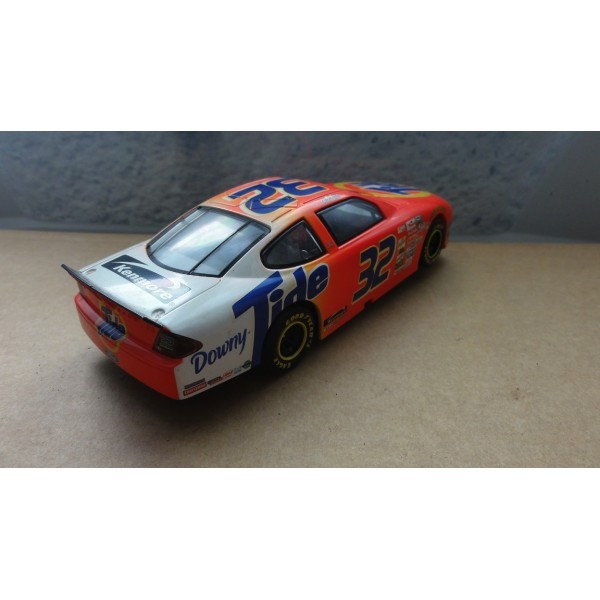 FORD TAURUS TIDE N°32 NASCAR SCALEXTRIC C2419