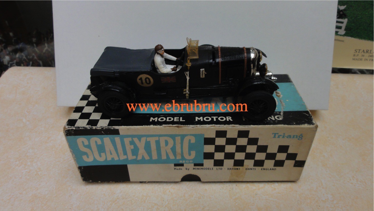 Bentley 4,5  (1929) noire  SCALEXTRIC Made in England