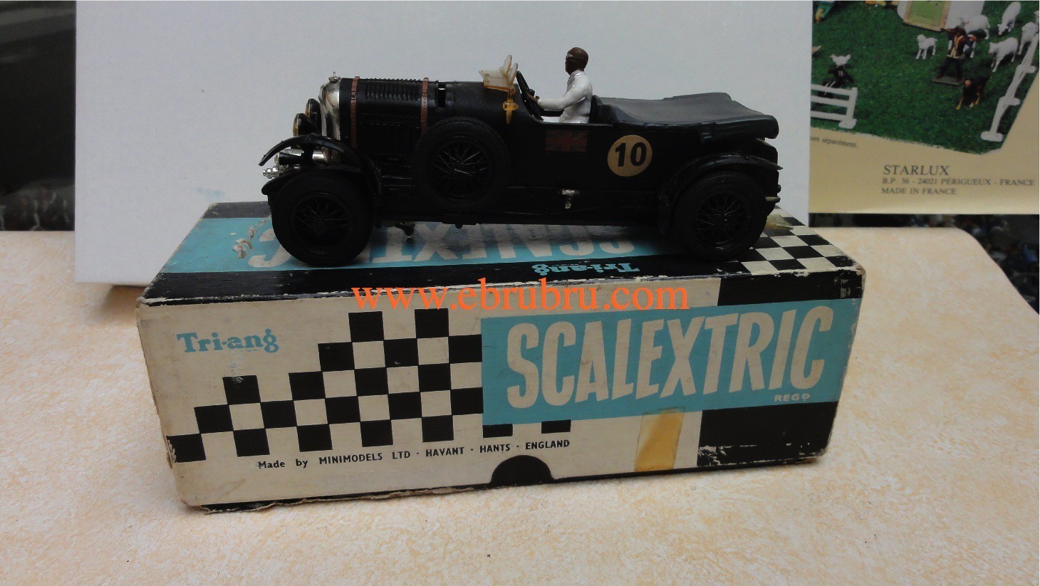 Bentley 4,5  (1929) noire  SCALEXTRIC Made in England