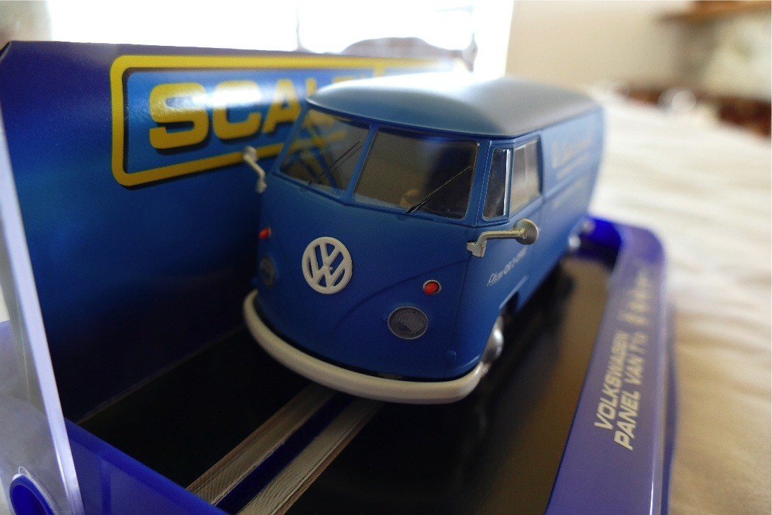 SCALEXTRIC C3645 VOLKSWAGEN PANEL VAN TYPE 1B