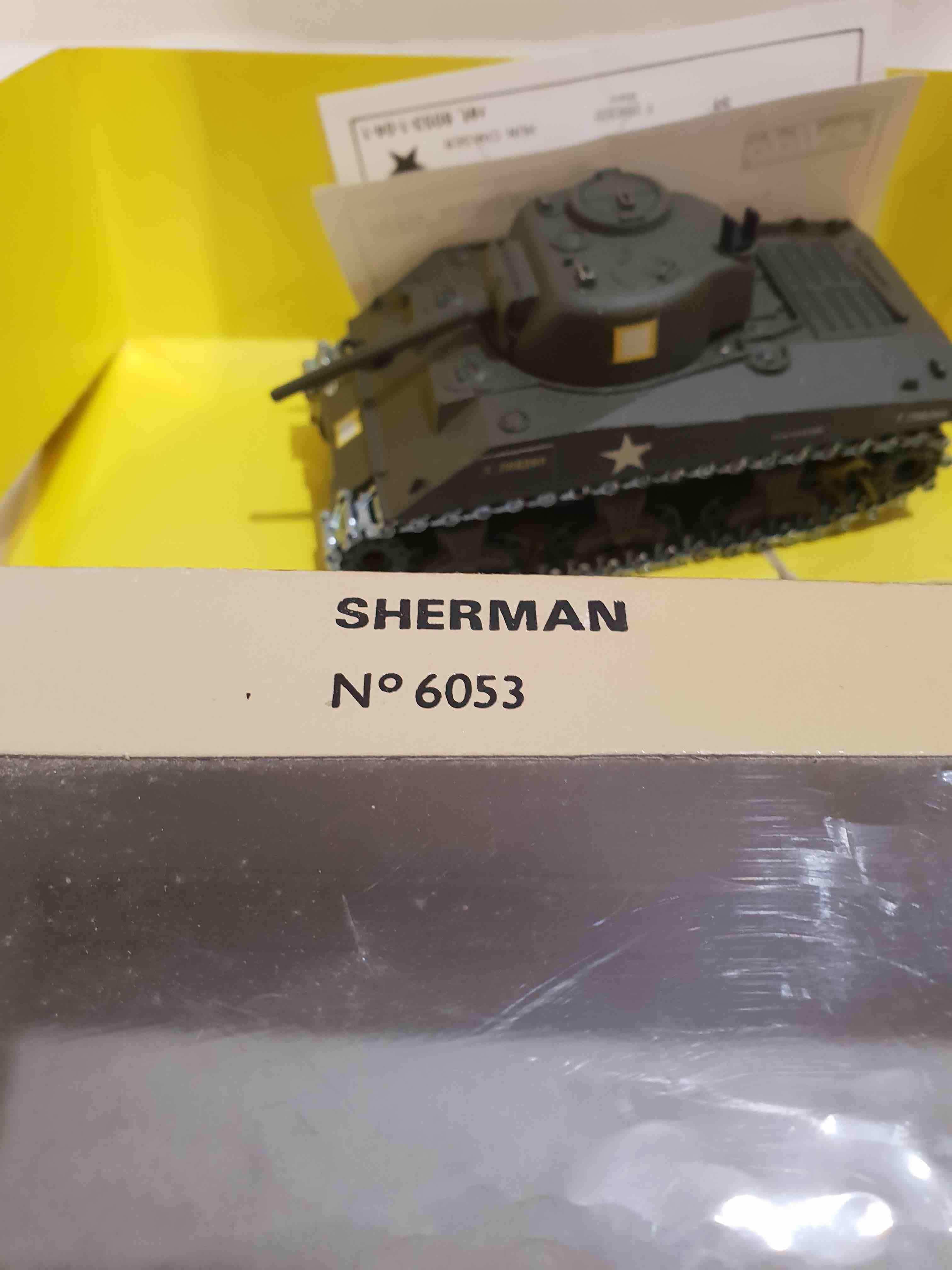 SHERMAN 6053 SOLIDO MILITAIRES