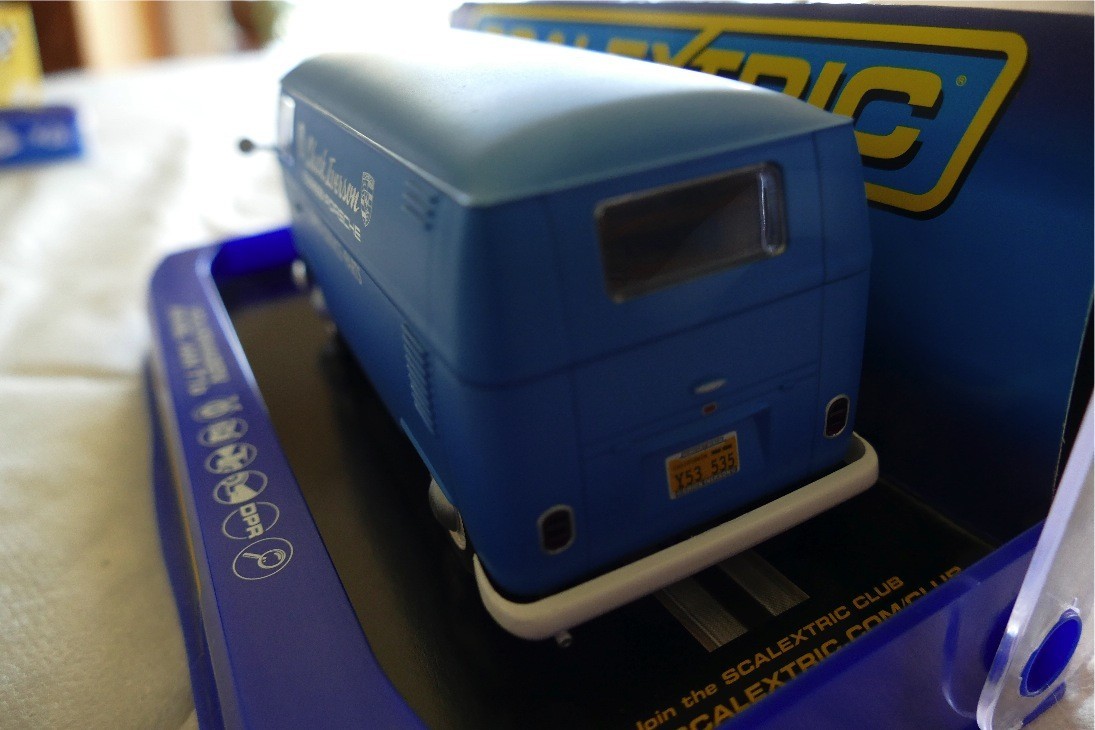 SCALEXTRIC C3645 VOLKSWAGEN PANEL VAN TYPE 1B