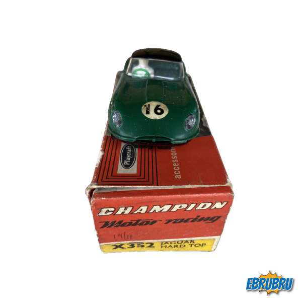 Jaguar Type E vert sapin Hard Top JOUEF Champion Ref X352